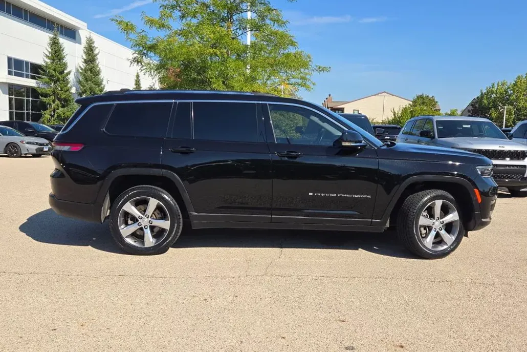 2021 Jeep Grand Cherokee Limited photo 1