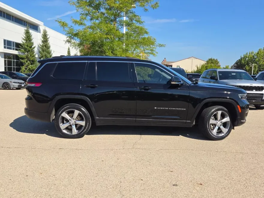 2021 Jeep Grand Cherokee Limited photo 1