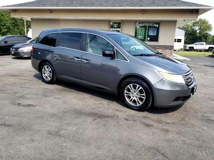 2013 Honda Odyssey EX-L photo 1