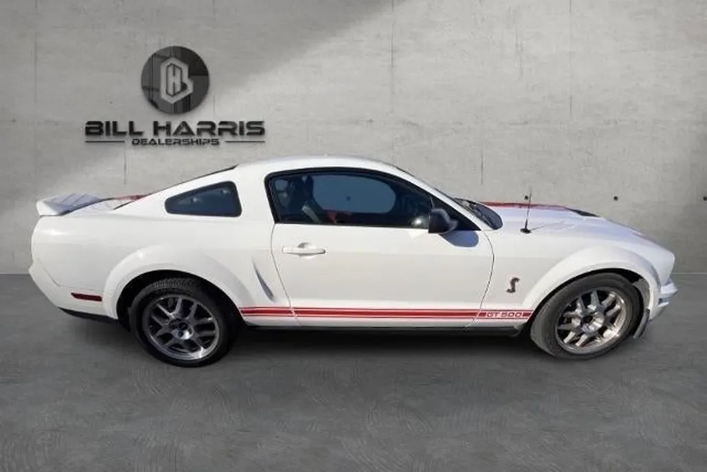 2007 Ford Mustang Shelby GT500 photo 1