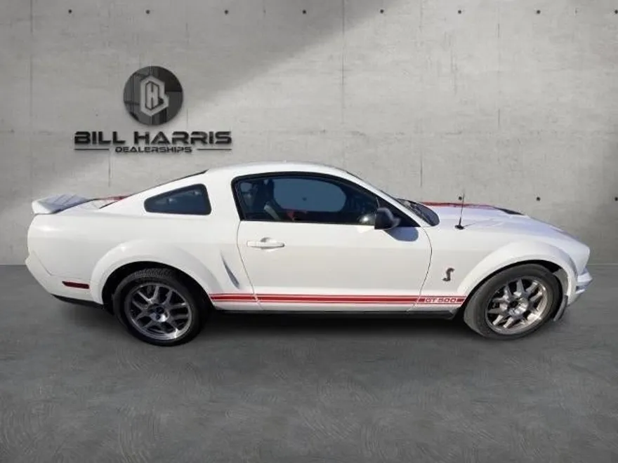 2007 Ford Mustang Shelby GT500 photo 1