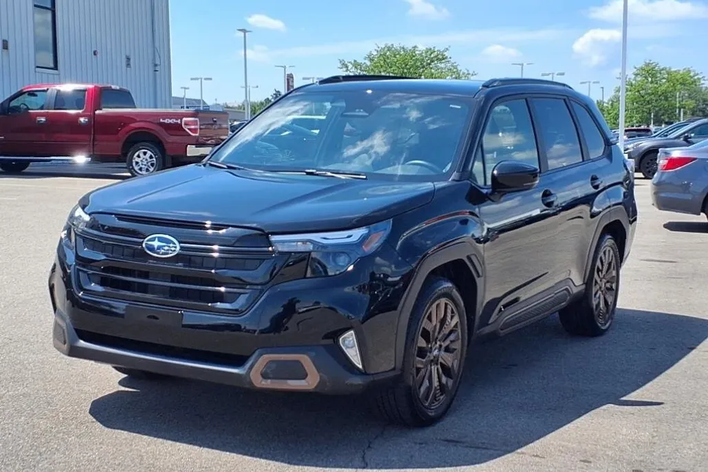 2025 Subaru Forester Sport photo 1