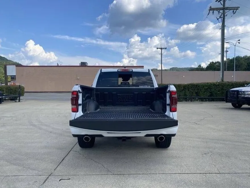 2022 Ram 1500 Laramie photo 1