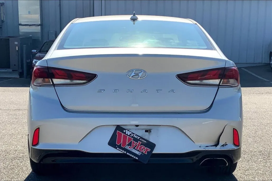 2018 Hyundai Sonata SEL photo 1