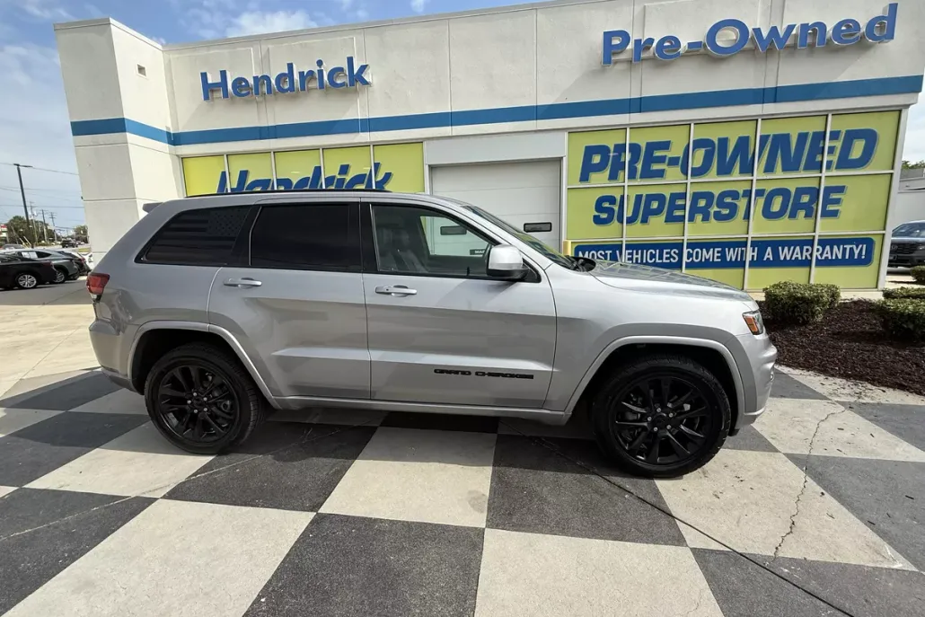 2018 Jeep Grand Cherokee Laredo photo 1