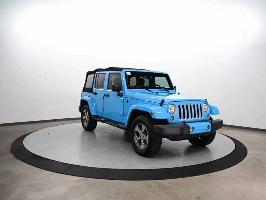2018 Jeep Wrangler Unlimited Sahara photo 1