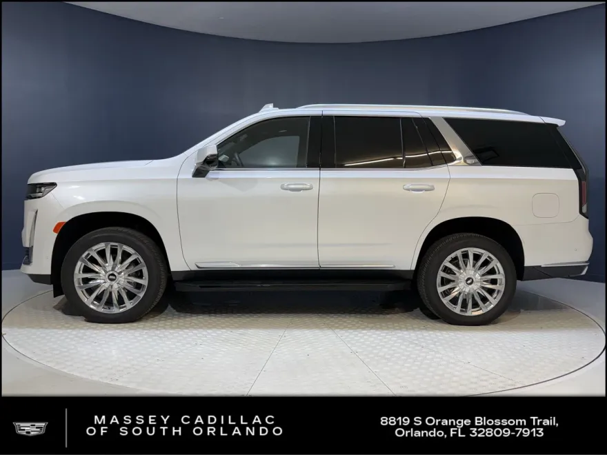 2024 Cadillac Escalade Premium Luxury photo 1