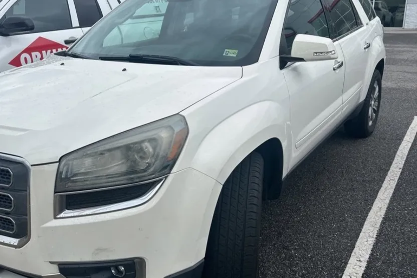 2014 Gmc Acadia SLT photo 1