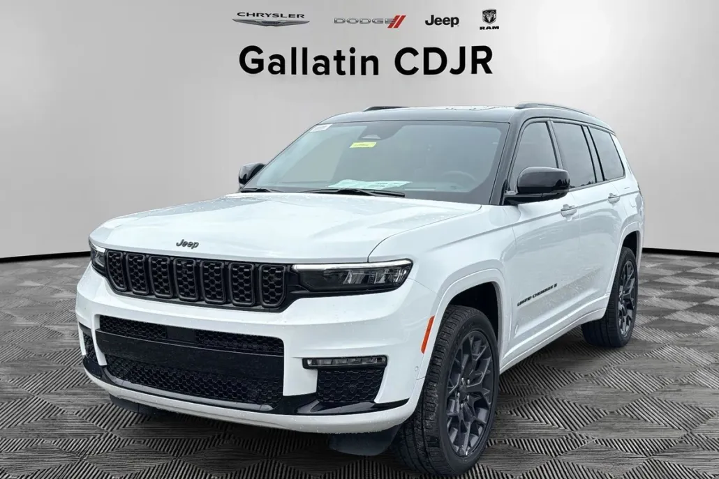 2025 Jeep Grand Cherokee L Summit photo 1