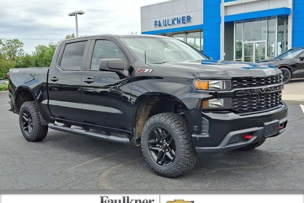 2019 Chevrolet Silverado 1500 Custom Trail Boss photo 1