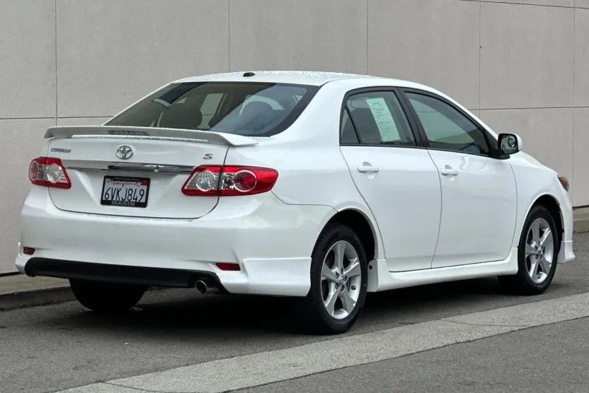 2012 Toyota Corolla S photo 1