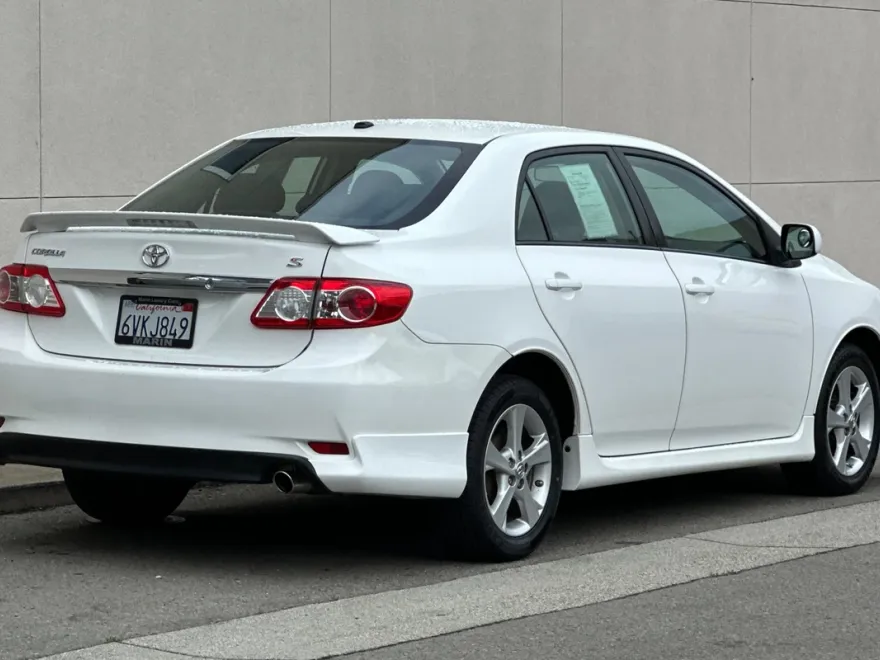 2012 Toyota Corolla S photo 1