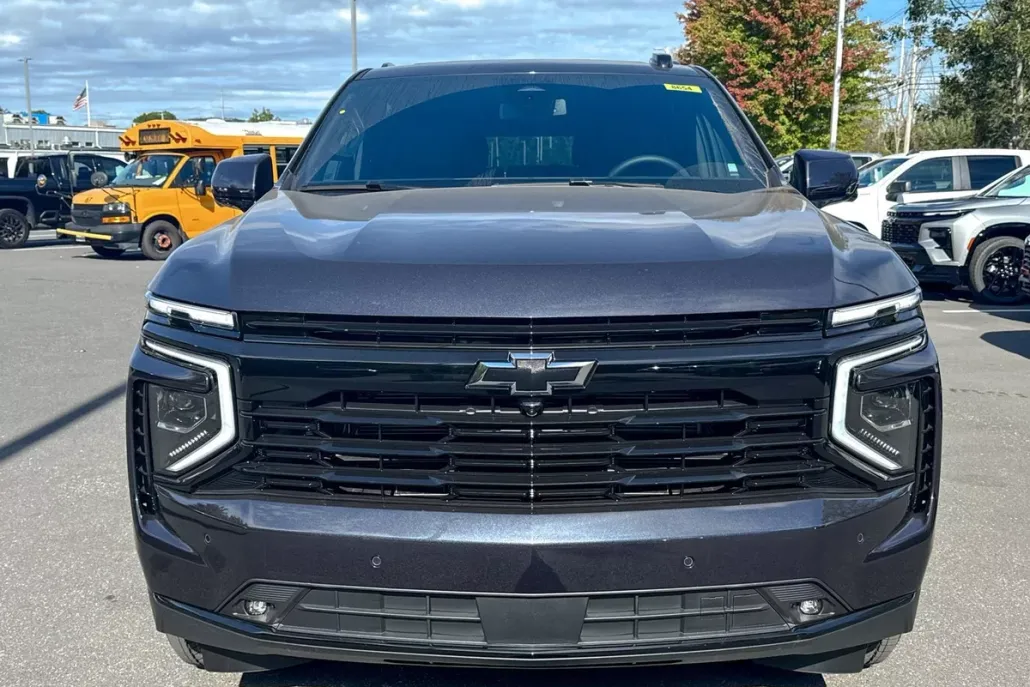 2026 Chevrolet Suburban RST photo 1