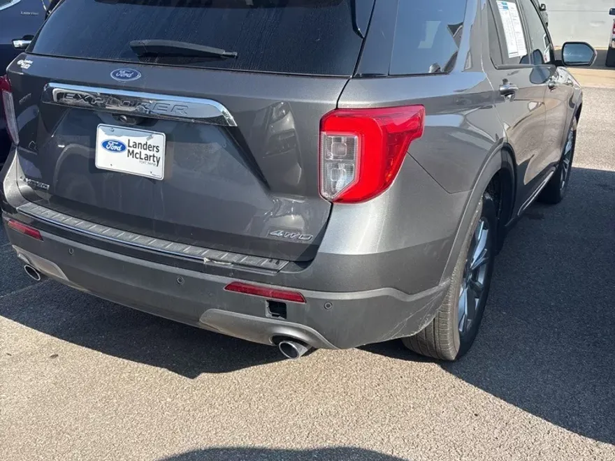 2023 Ford Explorer Limited photo 1