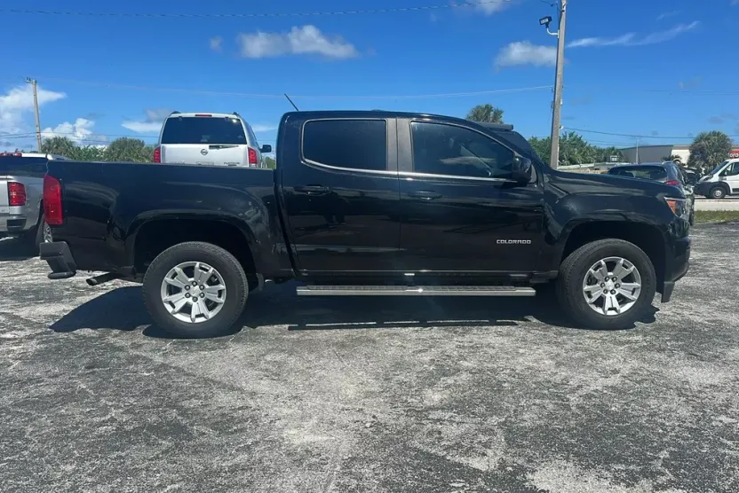 2016 Chevrolet Colorado LT photo 1
