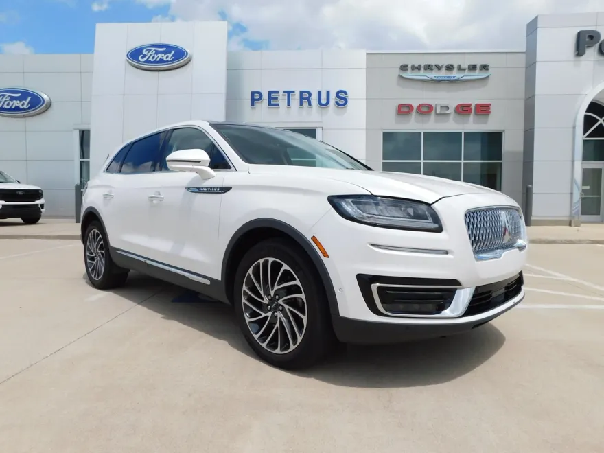 2019 Lincoln Nautilus Reserve photo 1
