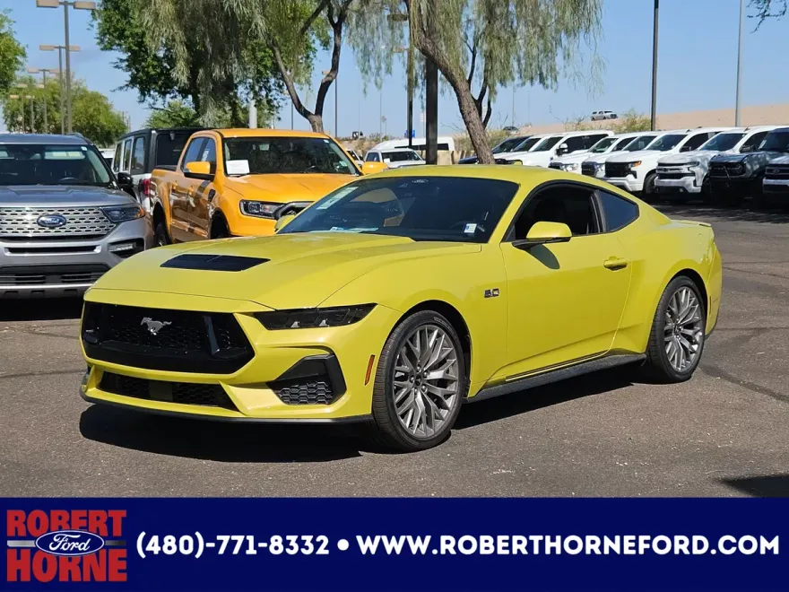 2025 Ford Mustang GT Premium photo 1