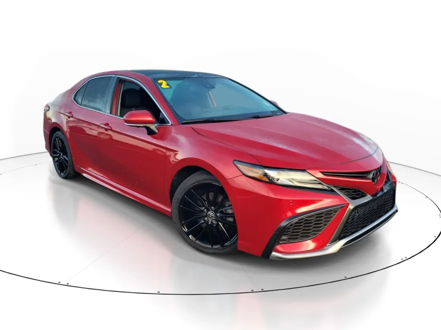 2022 Toyota Camry XSE photo 1