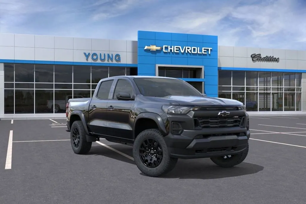 2026 Chevrolet Colorado Trail Boss photo 1