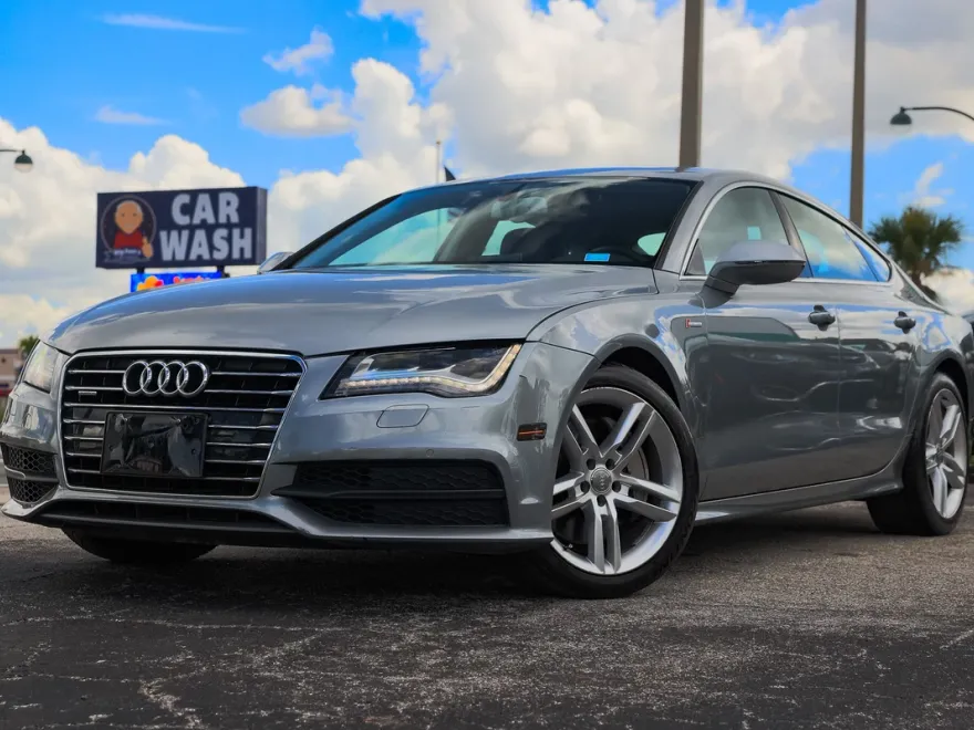 2012 Audi A7 Prestige photo 1