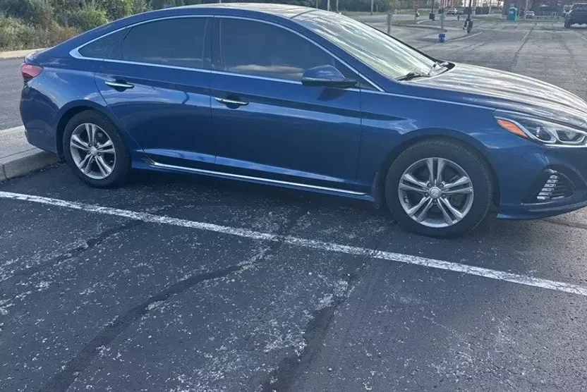 2018 Hyundai Sonata Sport photo 1