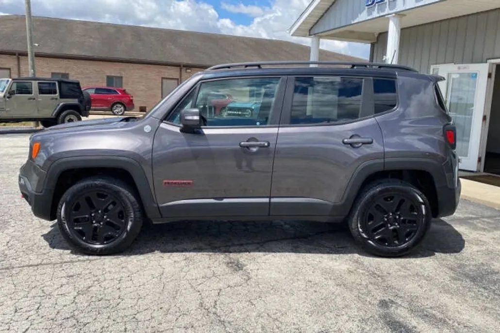 2018 Jeep Renegade Trailhawk photo 1