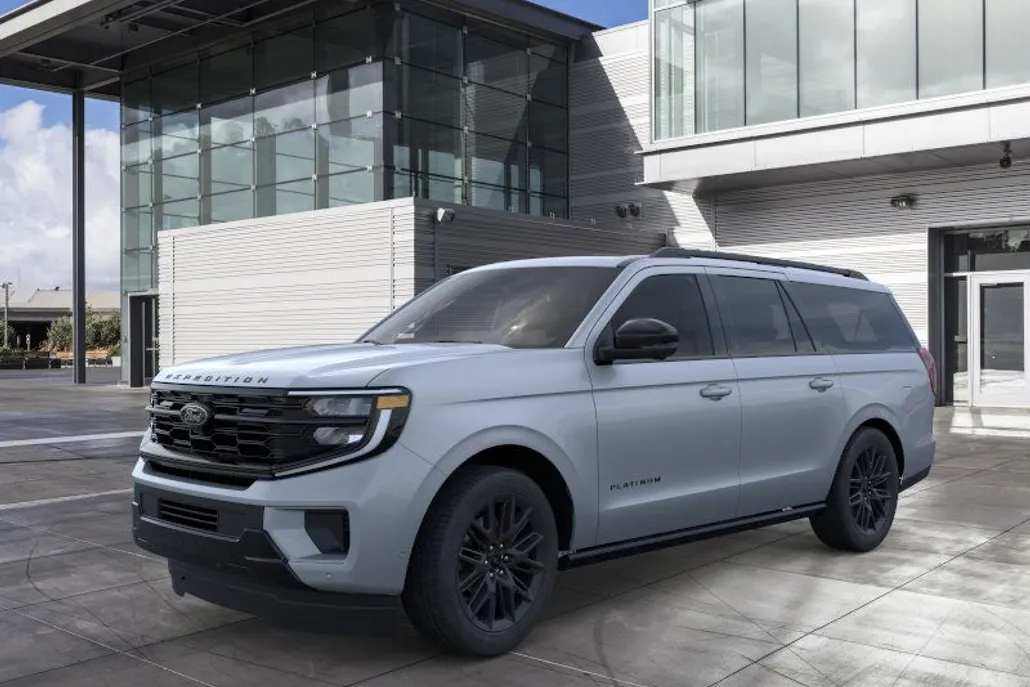 2025 Ford Expedition MAX Platinum photo 1