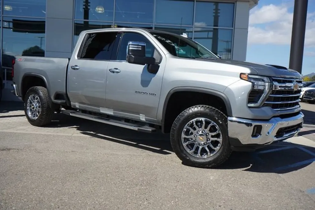 2026 Chevrolet Silverado 2500HD LTZ photo 1