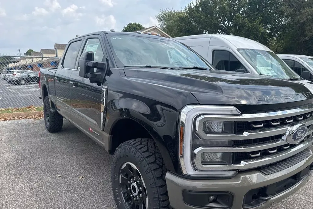 2026 Ford F-250 photo 1