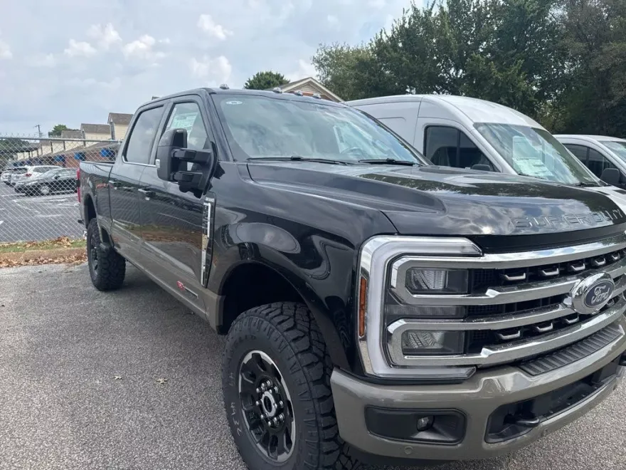 2026 Ford F-250 photo 1
