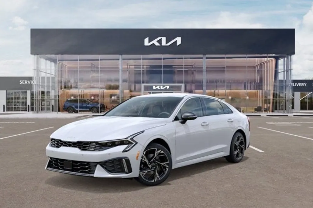 2026 Kia K5 GT-Line photo 1