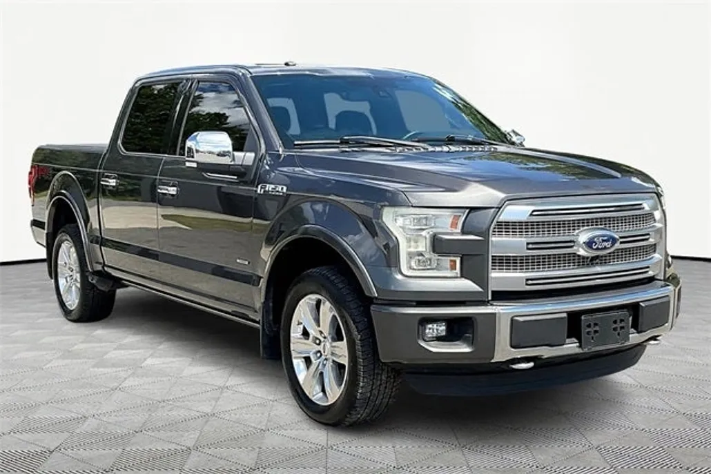 2016 Ford F-150 Platinum photo 1