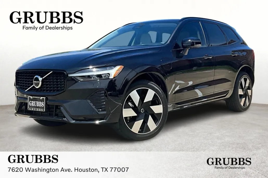 2025 Volvo XC60 Hybrid photo 1