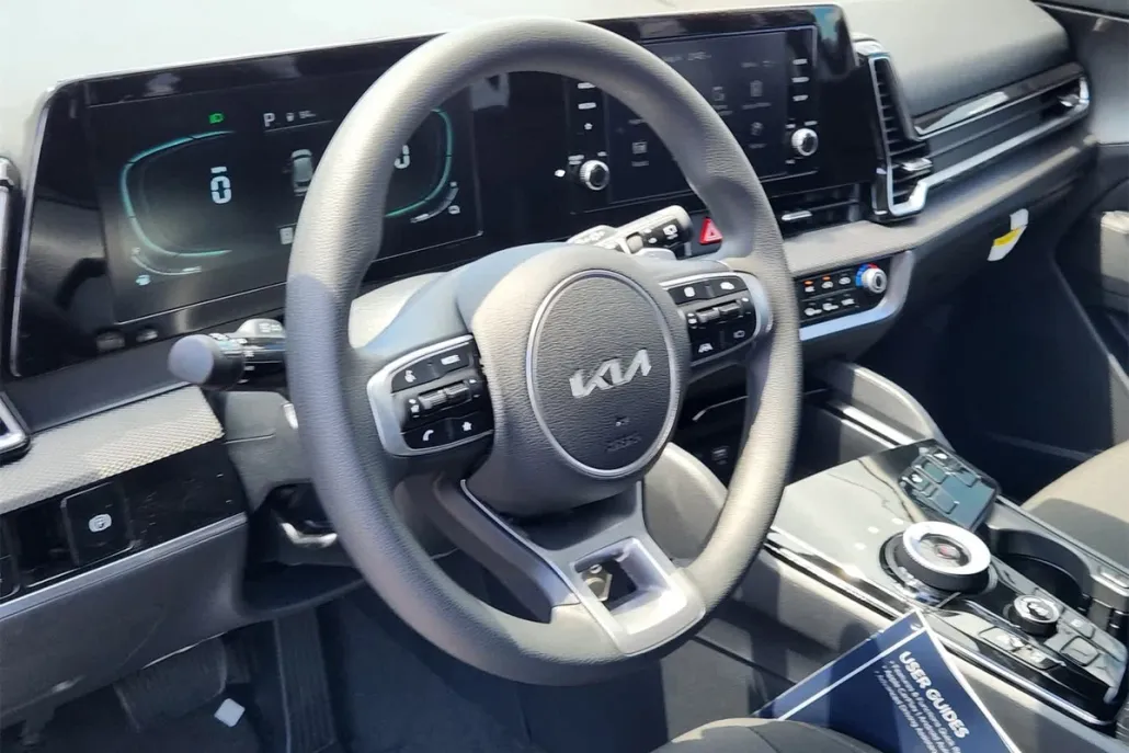 2025 Kia Sportage Hybrid LX photo 1