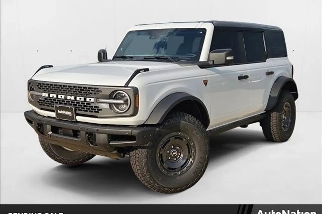 2025 Ford Bronco Badlands photo 1