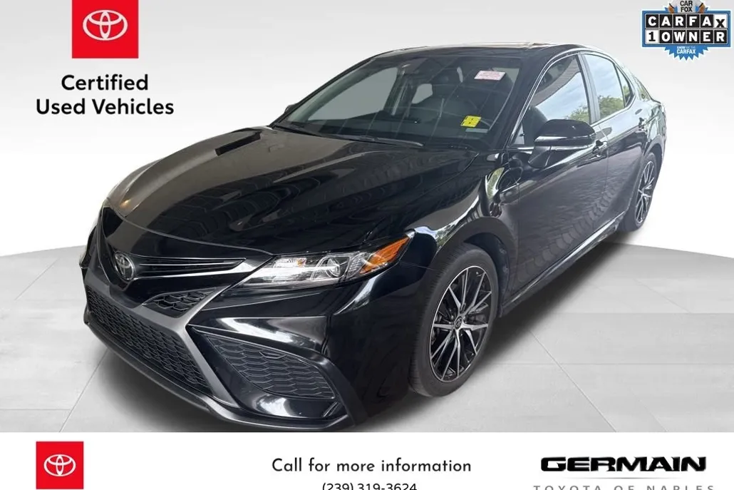 2024 Toyota Camry SE photo 1