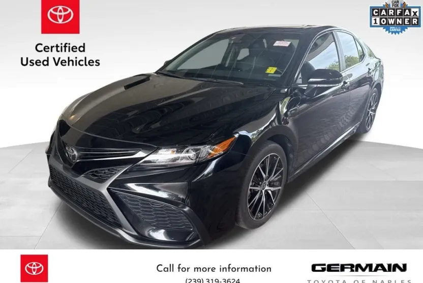 2024 Toyota Camry SE photo 1