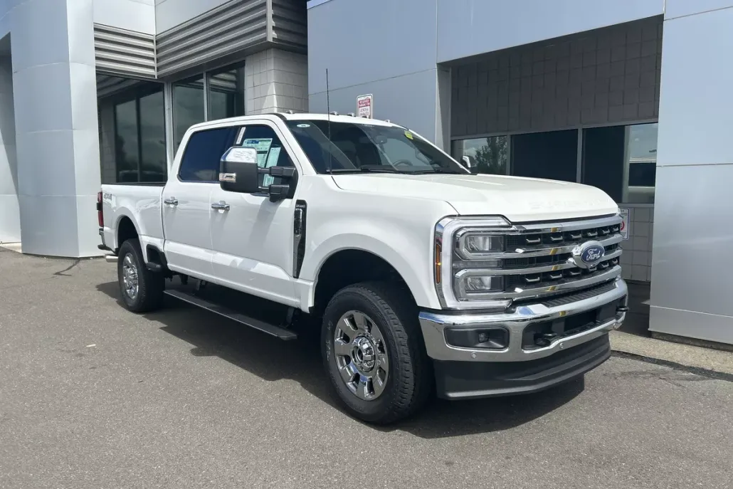 2025 Ford F-350 King Ranch photo 1