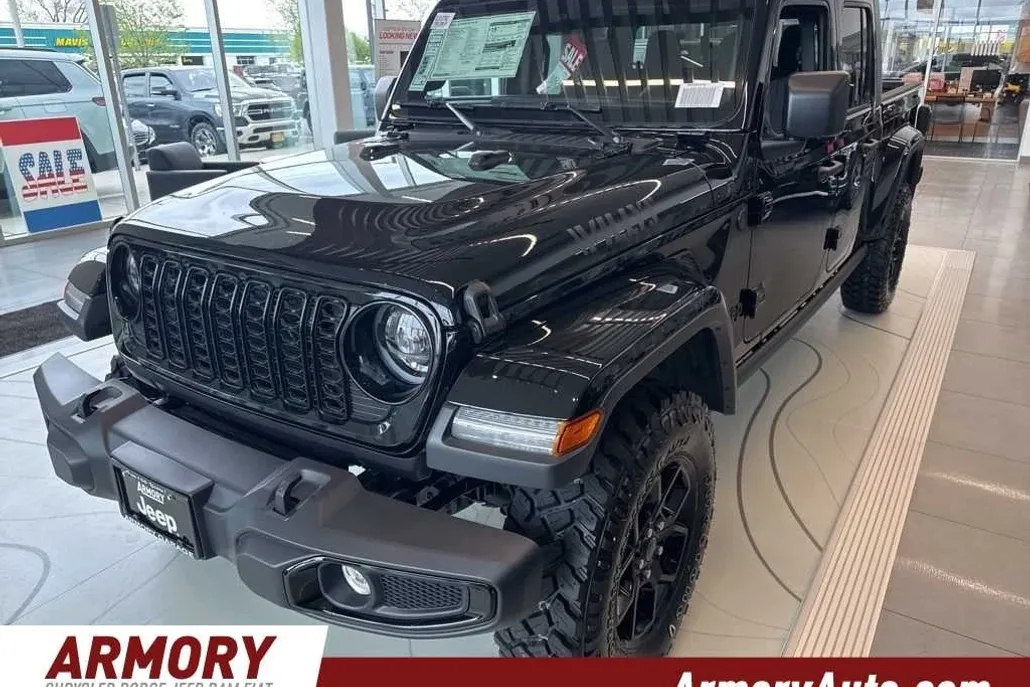 2025 Jeep Gladiator Willys photo 1