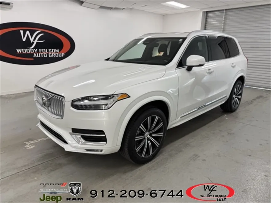 2024 Volvo XC90 Core photo 1