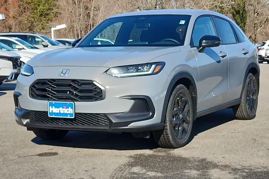 2025 Honda HR-V Sport photo 1