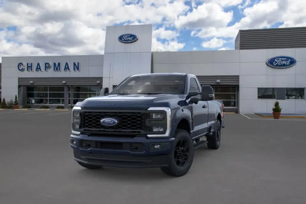 2025 Ford F-350 XL photo 1