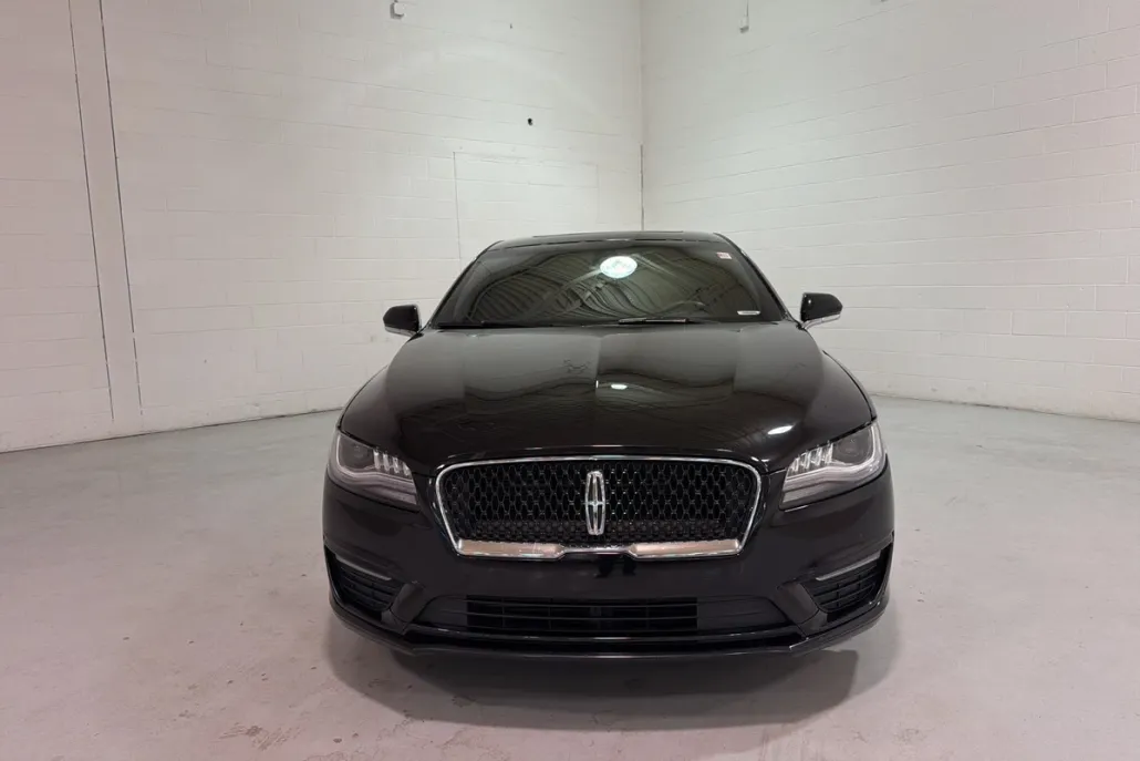 2020 Lincoln MKZ Reserve photo 1