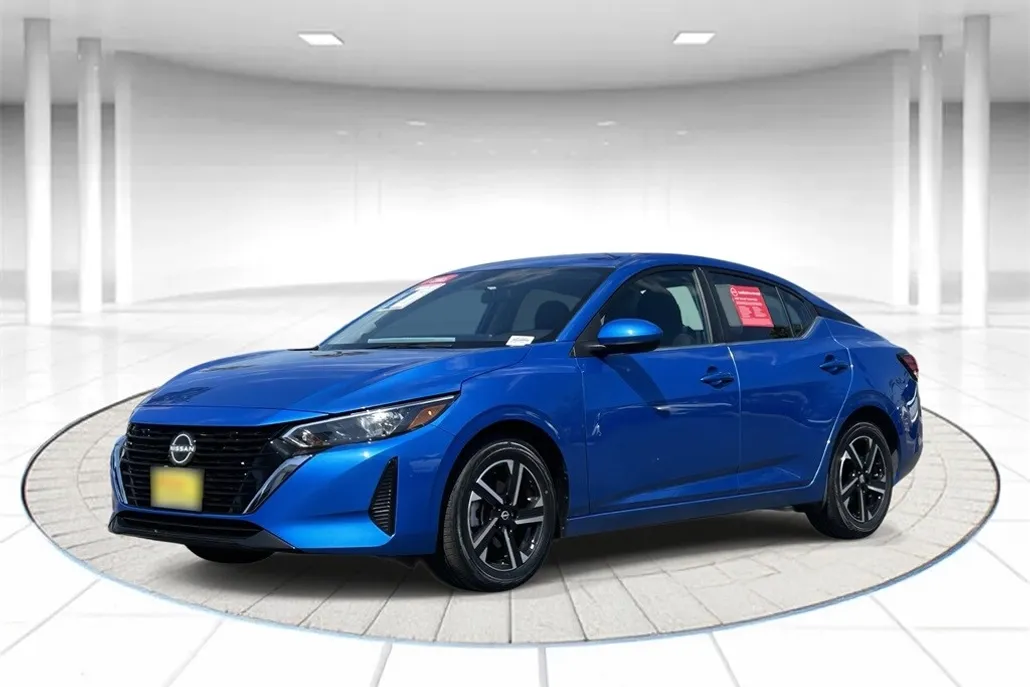 2024 Nissan Sentra SV photo 1