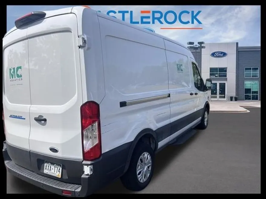 2022 Ford Transit photo 1