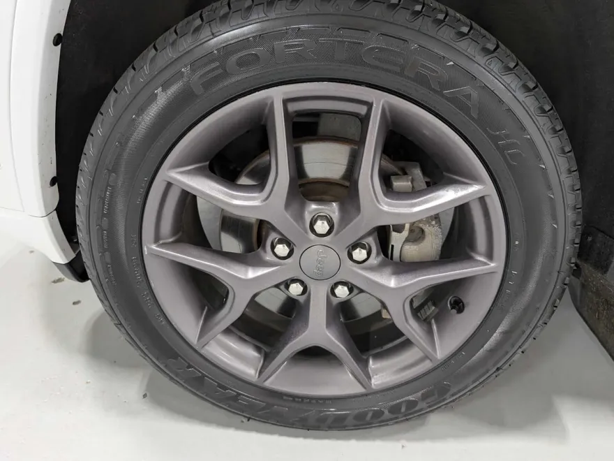 2021 Jeep Grand Cherokee Limited photo 1