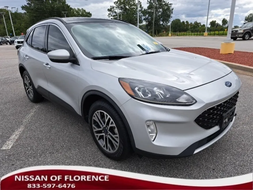 2020 Ford Escape SEL photo 1