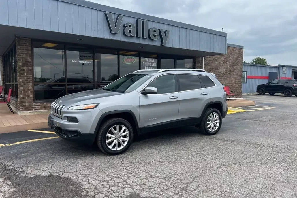 2015 Jeep Cherokee Limited photo 1