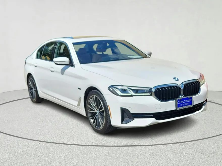 2023 Bmw 530e 5-Series photo 1
