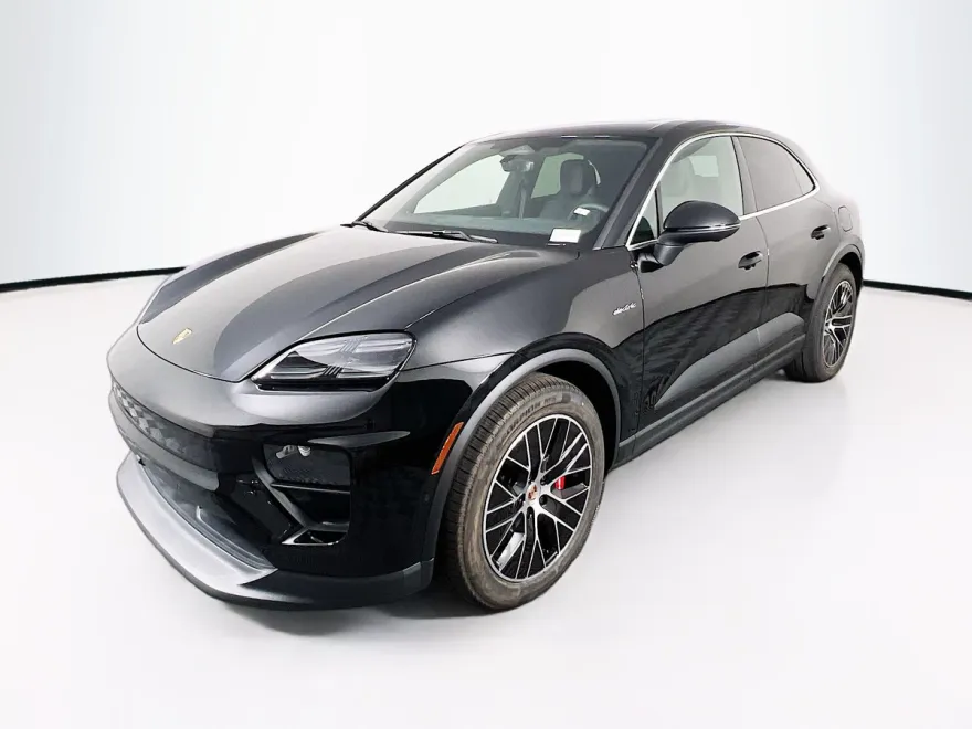 2025 Porsche Macan Electric photo 1